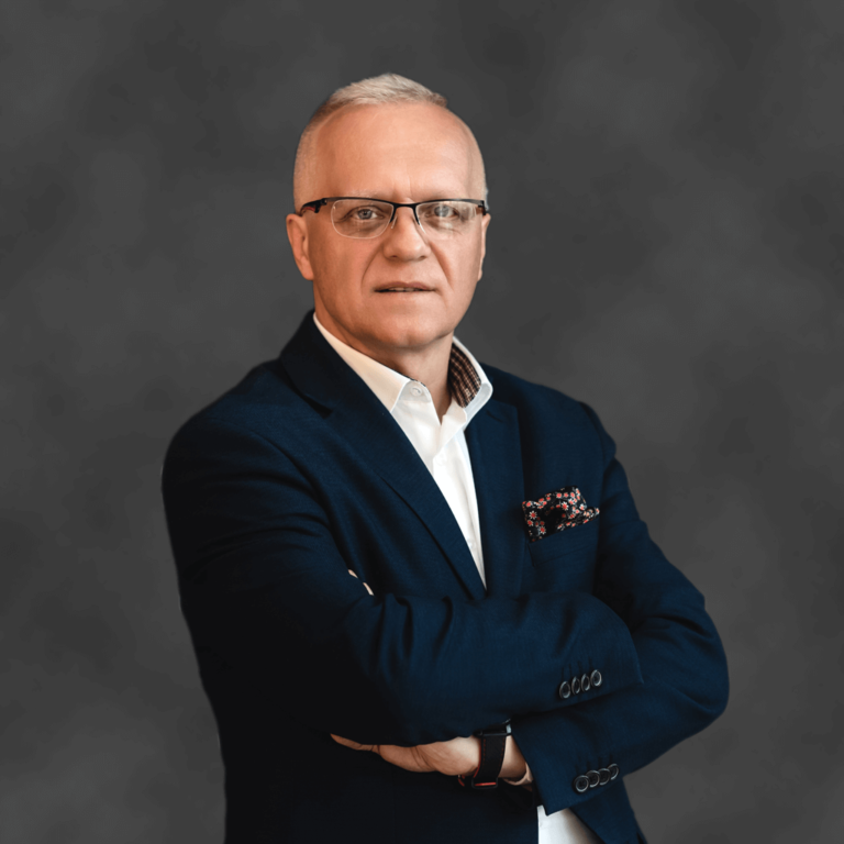 Robert_Dudek_1-1-768×768